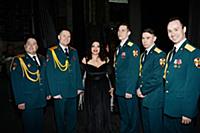 Александра Смирнова и Ансамбль песни и пляски. Кон