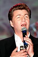 Российский эстрадный певец Ярослав Евдокимов.